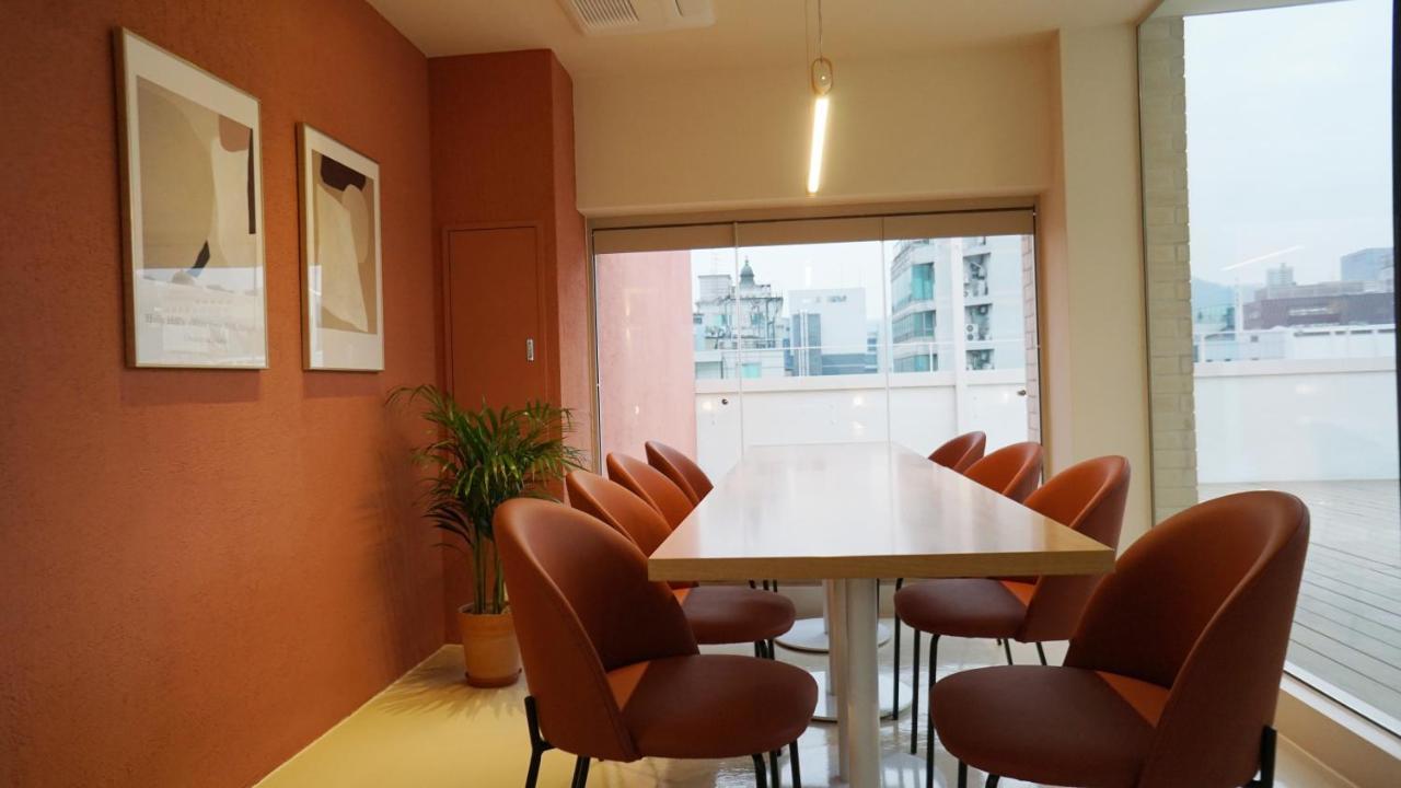 Tong Tong Petit Hotel Сеул Экстерьер фото